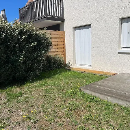 Avec Terrasse Et Jardin Privatif קאבורג